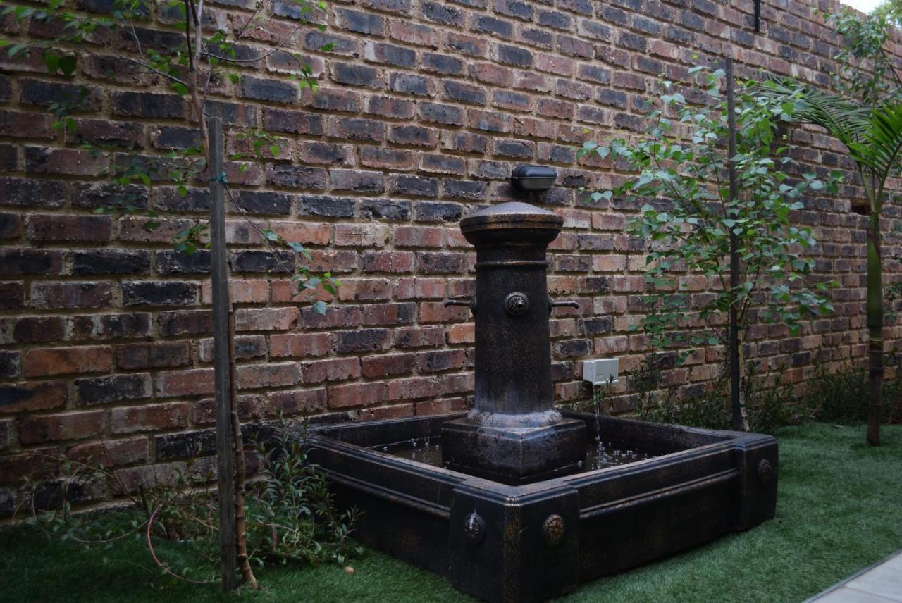 African Moon Corporate House Kempton Park Zewnętrze zdjęcie