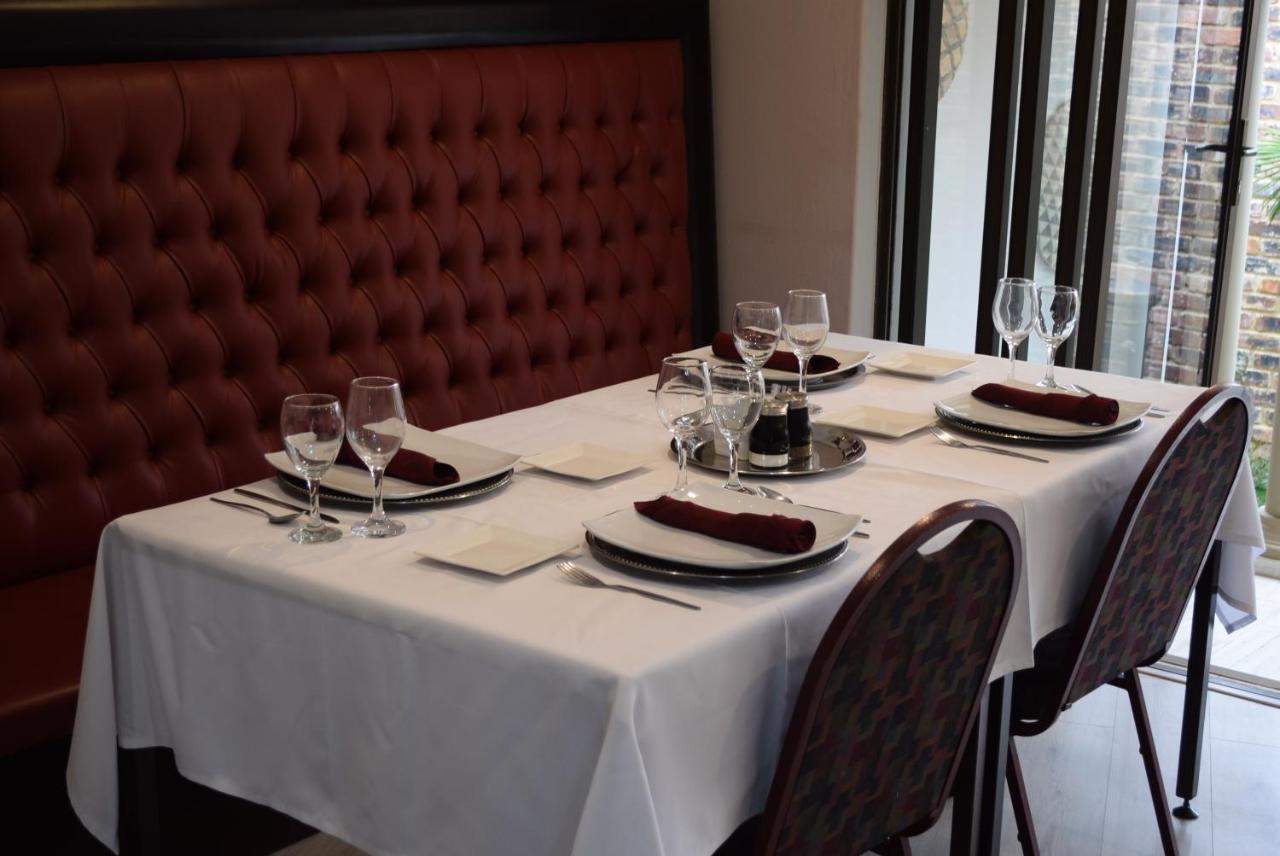 African Moon Corporate House Kempton Park Zewnętrze zdjęcie